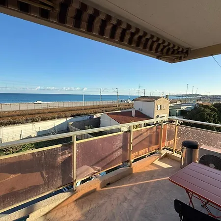 Апартаменты 06do Beau Renove Face A La Антиб