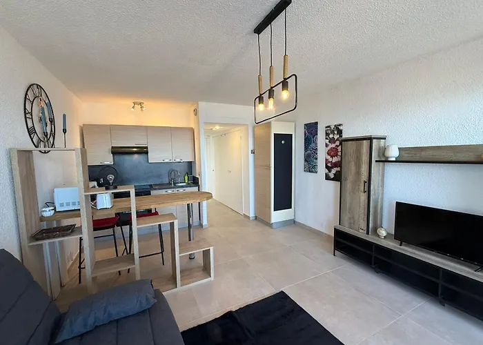 06do Beau Rénové Face à La